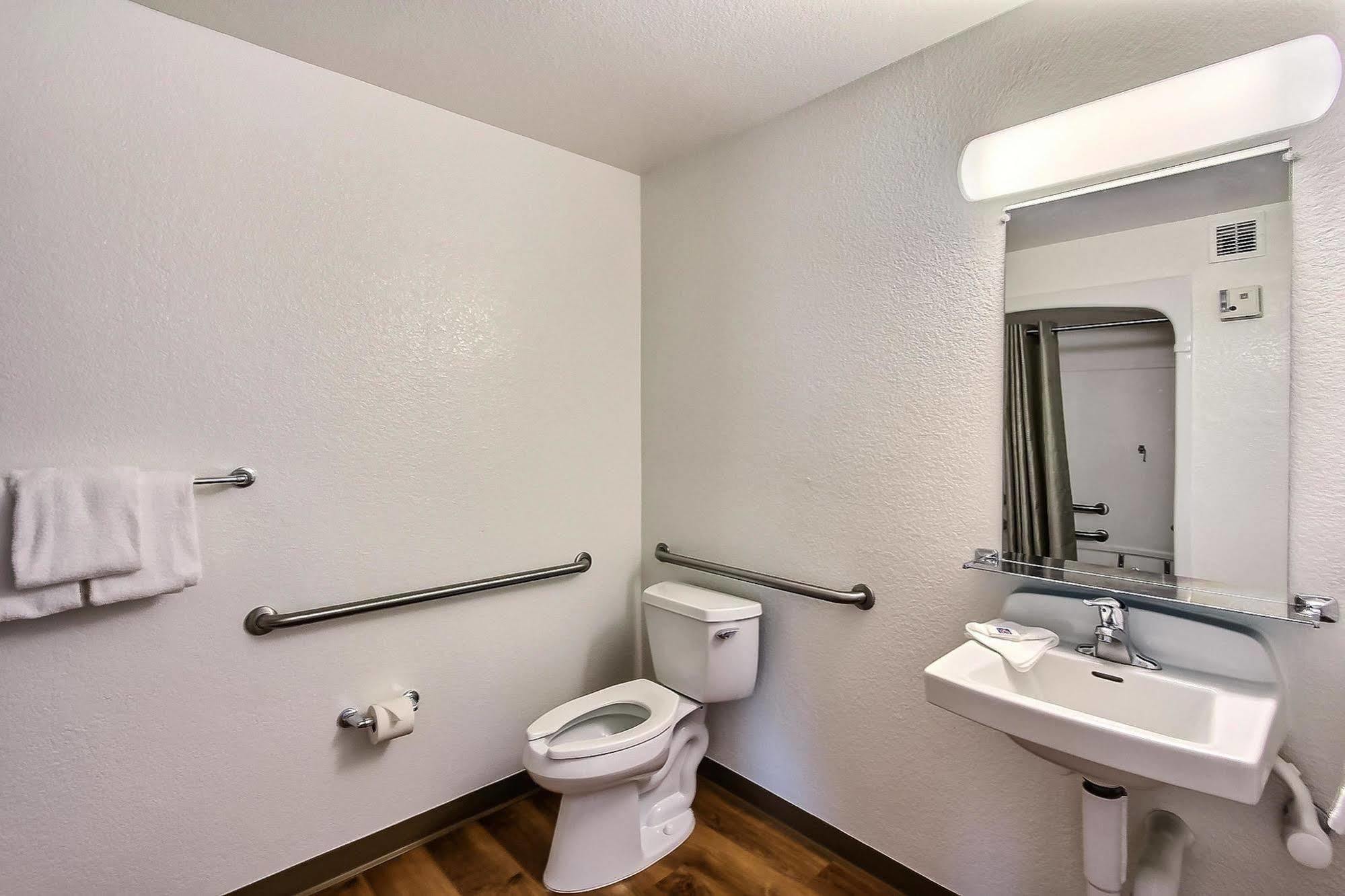 Motel 6-Gilroy, Ca Εξωτερικό φωτογραφία